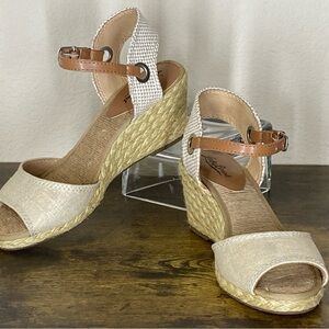 Lucky Brand Women’s Beige Kyndra Espadrille Wedges Sandals Shoes Size 8M 38